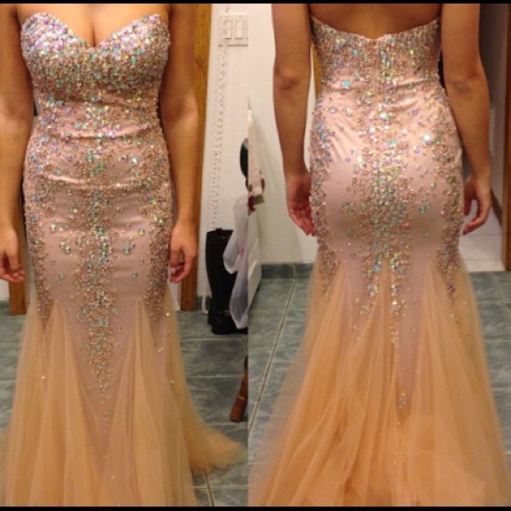 Champagne Trumpet Strapless Prom Dress size 0